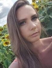 Cassandra Sprague's Instagram, Twitter & Facebook