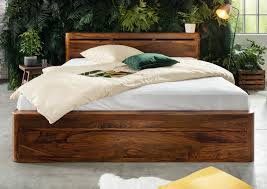 Sie sind auf der suche nach einem neuen, günstigen bett, können sich jedoch nicht entscheiden, wie groß es sein soll? Bett Modern 140x200 Versandfrei Kaufen Massivmoebel24