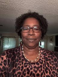 Happy Birthday to my big sis., Stephanie Calloway-Freeman! I am thankful to  have you in my life. She was my mom's best friend and became a big sister  to me. Something that