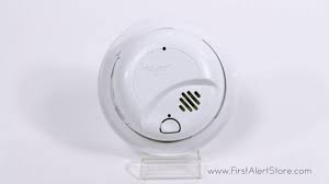 First alert smoke detector chirping not beeping after new battery it's an end of life warning this smoke alarm detector needs. First Alert Hardwired Smoke Alarm With Battery Backup 9120b Youtube