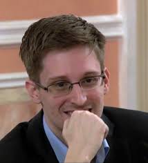 When Did Snowden Give up the NSA Files?