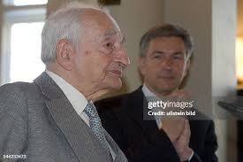 318 Victor Goldstein Photos & High Res Pictures