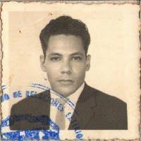 Antonio Fabre's Instagram, Twitter & Facebook