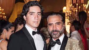 He lost in the general election on november 6, 2018. Alex Fernandez Dedica Su Nueva Cancion El Tiempo No Perdona A Su Padre Vicente Fernandez Mexico Alejandro Fernandez Youtube Nndc Nnes Espectaculos Peru21