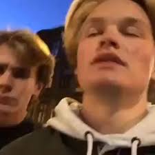 Real life Nissen boy squad 😎🤘🏼 Alfred, Jakob, David, Tarjei, Shaun, and  Rumen. #legends Alfred's face 👨🏻‍🍳😗👌🏼 . . . #skam #skamnorway #evak  #isak #isakvaltersen #evenbechnæsheim #isakandeven #evenandisak #isakxeven  #evenxisak #isakyaki ...