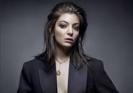 Since 2016, there were news and pictures to suggest that the two were dating. Lorde Boyfriend Wiki Net Worth Age Height Family Biography Wikiace