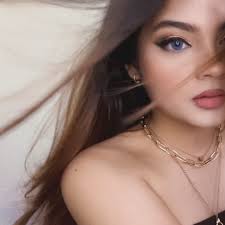 𝕾𝖍𝖗𝖚𝖙𝖎 𝕽𝖆𝖎 (@_shruti_rai_) • Instagram photos and videos