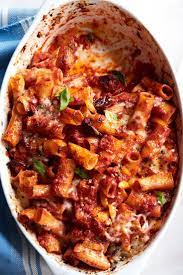 Nyt Cooking This Baked Rigatoni Is A Grown Up Version Of Macaroni And Cheese The Tomato Sauce Judiciously Spiced Baked Rigatoni Nyt Cooking Stuffed Peppers