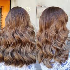Adaugand cateva suvite pe parul brunet vei obtine un look deosebit. Balayage Ce Inseamna Cat Costa Si Cum Il Poti Obtine Fatal