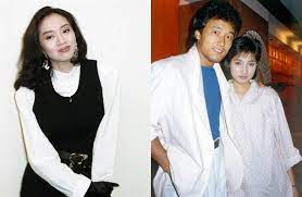 梅艷芳（粵拼 英文： anita mui ，1963年 10月10號—2003年 12月30號），同何冠昌上契後另名何加男（ ho 4 gaa 1 naam 4 ），生於香港，鄉下喺廣西 合浦，香港 歌手及演員。 梅艷芳喺全球嘅演藝界（尤其係華人地區）有祟高嘅地位、有「樂壇大姐大」同埋「樂壇女王」嘅稱號。 佢視覺形象百變，而且係大中. æ›¾å'Œæ¢…è‰·èŠ³æœ‰éŽä¸€æ®µæƒ…ä»–å¤šå¹´å¾Œååˆ†æ‰‹å…§å¹• å¨›æ¨‚ ä¸­æ™‚æ–°èžç¶²