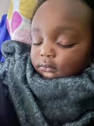 Does the school bus have a working am/fm radio?