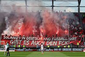 Liga live bei magentasport:01.07.2020, 37. Fanfotos Fc Ingolstadt 1 Fc Kaiserslautern 1 3 0 2 Der Betze Brennt