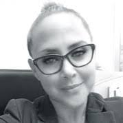 Daisy Sierra's Instagram, Twitter & Facebook