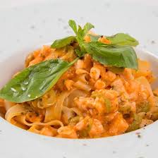 Tagliatelles Au Saumon Et Crevettes Recette Tagliatelles Tagliatelles Au Saumon Saumon