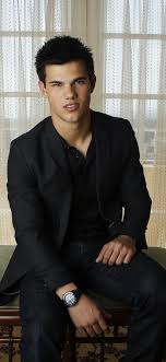27 596 132 tykkäystä · 5 823 puhuu tästä. 1125x2436 Taylor Lautner Glamorous Wallpapers Iphone Xs Iphone 10 Iphone X Wallpaper Hd Celebrities 4k Wallpapers Images Photos And Background Wallpapers Den