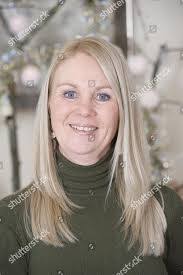 Sandra Hallam's Instagram, Twitter & Facebook