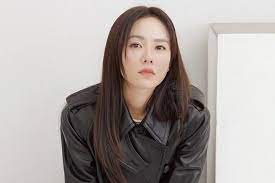 0 vastausta 9 uudelleentwiittausta 122 tykkäystä. Son Ye Jin Talks About 20 Year Long Career Receiving Offer For Hollywood Film And More Soompi