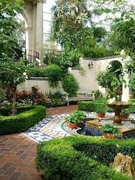 20 Amazing Image Tips For Decorating Your Garden Italian Garden Decoration Ideas Courtyard Gardens Design Small Courtyard Gardens Beautiful Gardens