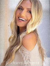 Savannah Bartlett's Instagram, Twitter & Facebook