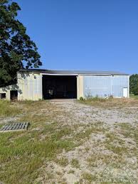 Landwatch has 18 hunting properties for sale in jackson county, al. For Sale 4 2 Acres Jackson County Il Commercial Property Outbuildings Grain Bins 2588l Buy A Farm Land And Auction Company