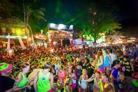Full Moon Party Koh Phangan Thailand Www Islandinfokohsamui Com Full Moon Party Full Moon Party Thailand Moon Party