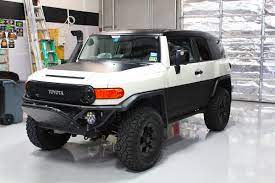 black satin roof wrap fj cruiser zilla wraps fj cruiser toyota fj cruiser camo car