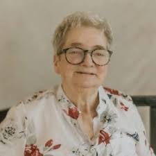 Laura Wheelock's Instagram, Twitter & Facebook