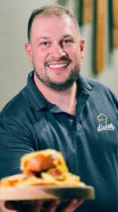 A notícia que todo mundo esperava chegou! 🍔 ✨, A partir do dia 08 de  outubro, a Divina Comida chega com delivery de hambúrgueres em Frederico  Westphalen! 😋🔥, Agora o sabor da nossa cozinha vai direto ...