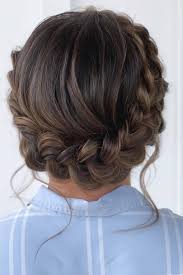 It is no secret that weddings are a lot of work for the bride and the groom, as well as for their family and the closest circle of friends. Pretty Inspiration For The Ultimate Bridesmaid Hair Glamour Uk