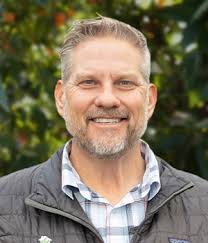 Homegrown Organic Farms' Craig Morris Discusses Peak California Organic  Citrus Availability