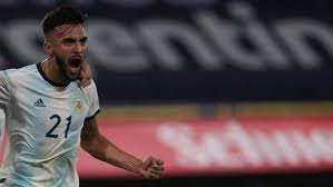 El delantero argentino nicolás gonzález renovó hoy su contrato con el stuttgart alemán hasta junio de 2024. Nicolas Gonzalez La Posicion No Me Sorprende Porque En Alemania He Jugado De Lateral Izquierdo Tyc Sports