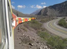 You'll pass through deep gorges, ride along steep viaducts and through dark tunnels. Mit Dem Tren A Las Nubes Uber Die Wolken Bruder Auf Achse