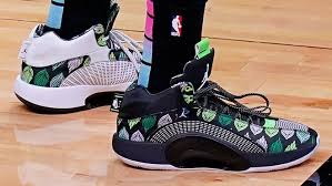 Those two can certainly play together in that they both can stretch the floor and they both can post up. Gljek8q Q Xaum