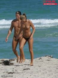 Voyeurisme Plage - Page 13 sur 13 - 2Folie