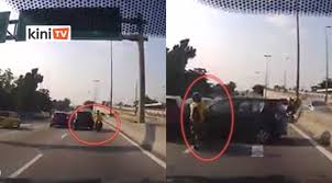 We did not find results for: 4 Penunggang Motosikal Melambung Rempuh Kereta Video Dailymotion