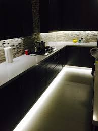 under cabinet led lighting kitchen
