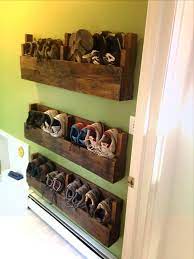 Diese idee ist platzsparend und kann gleichzeitig ihre komplette schuhkollektion beherbergen. Hervorragend Praktische Und Praktische Schuhregal Designs Hervorragend Praktische Sc Platzsparende Mobel Platzsparendes Schlafzimmer Platzsparende Lagerung