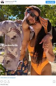 Ayesha curry is not only married to nba superstar stephen curry, but is quite the star in her own right with her food network cooking show. Ayesha Curry Shows Off New Pelvic Groin Tattoo In Viral Photo Jordanthrilla