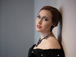 Beyonce is an american singer, songwriter and actress and i personally know her not because of her songs but because of the baby bump pictures that went viral over the web. 40 Under 40 A New Generation Of Superb Opera Singers Operavore Wqxr