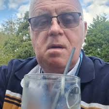 Robert Yelland (@robert.yelland42) • Facebook