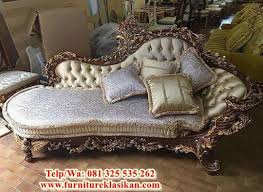 Desain Sofa Santai Ukir Terpopuler Saat Ini Spesifikasi Kursi Santai Ukir Ruang Tamu Deskripsi Sofa Lounger Minimalis Perabot Kamar Tidur Dekor Kursi Santai