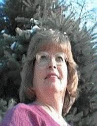 Elisa Wolgamott's Instagram, Twitter & Facebook