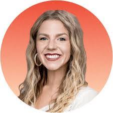 Angelika Mazur's Instagram, Twitter & Facebook