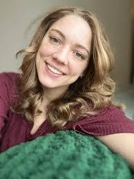 Nellie Andrew's Instagram, Twitter & Facebook