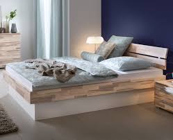 Futon doppelbett massivholzbett bett 160x200 schreiner einzelstück japanisches. Sockelbett Aus Heller Kernesche Mit Bettkasten Partido