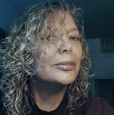 In this video I share part 3 to my story of coming to America. I share this  story with you to inspire and inform. Even when things were difficult and I  struggled,