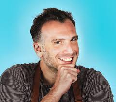 Let's Talk about AI with Etienne Bernard, CEO at NuMind