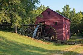 C 1800 Grist Mill Dandridge Tennessee 325 000 Old Houses For Sale Log Cabins For Sale Old House Dreams