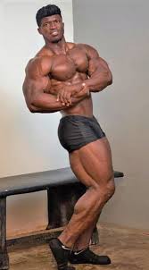 Hot muscle men http://builtbytallsteve.blogspot.com Thick Legs