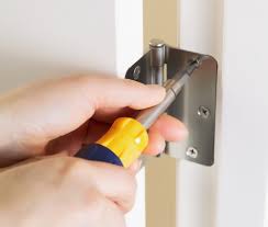 In dieser diy anleitung zeige ich euch, wie ihr die türen / scharniere eines jeden pax schrankes perfekt einstellt! Turscharnier Einstellen So Machen Sie S Richtig